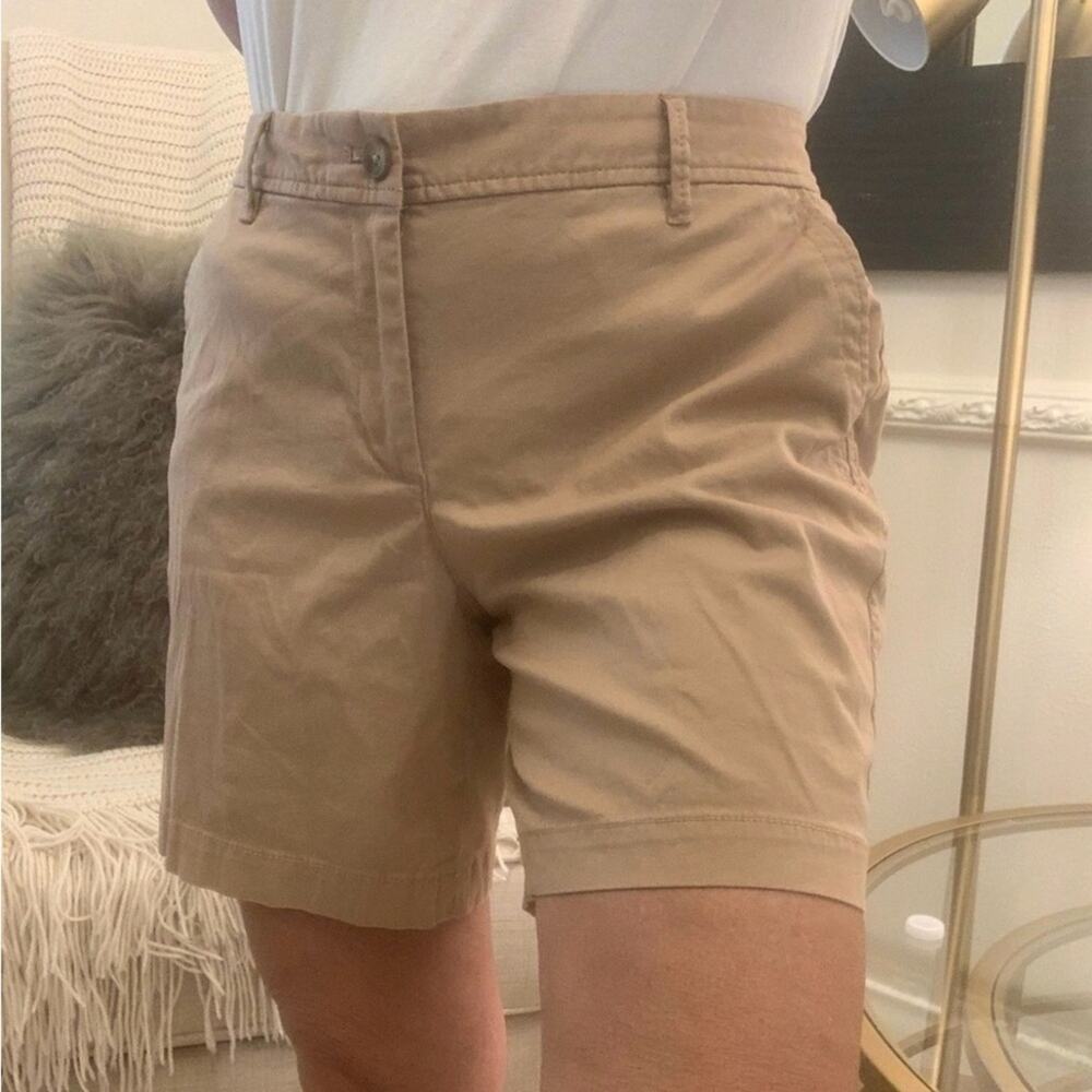 Talbots Shorts Women's Size 14W Khaki Relaxed Chino Vacation Beach Travel Casual